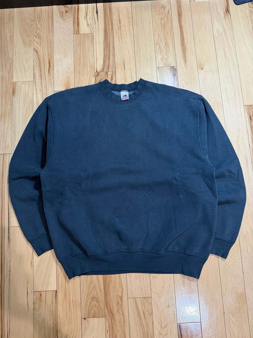 Vintage 90s Black Fruit of the Loom Supercotton Blank Crewneck Sweatshirt